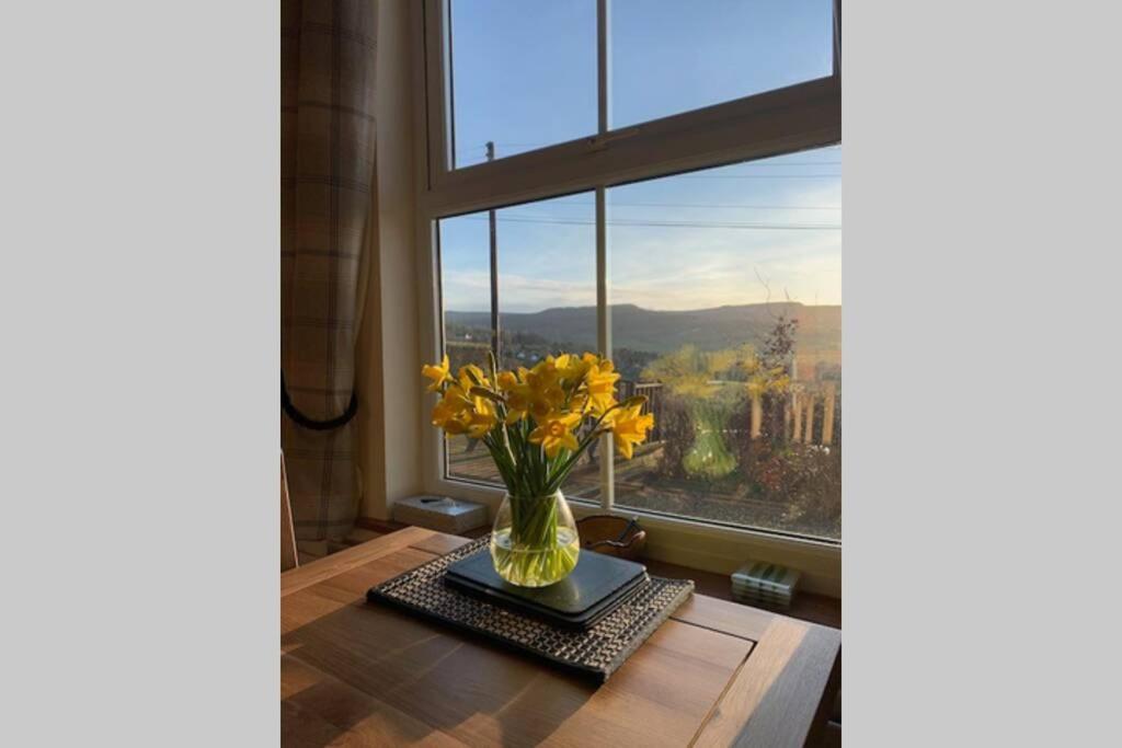 Hilltop Cottage Thropton Bagian luar foto