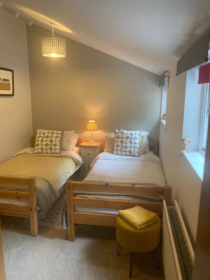 Hilltop Cottage Thropton Bagian luar foto